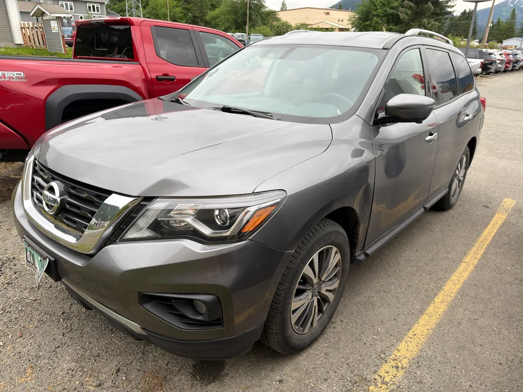 Used 2019 Gun Metallic Nissan SL image 1
