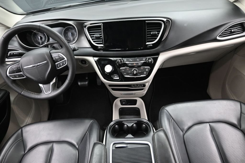 Used 2023 Gray Chrysler Touring L image 16