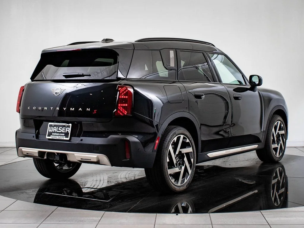 Used 2026 Midnight Black MINI  image 10