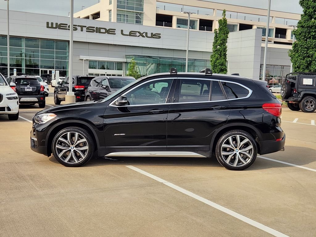 Used 2017 Jet Black BMW xDrive28i image 4
