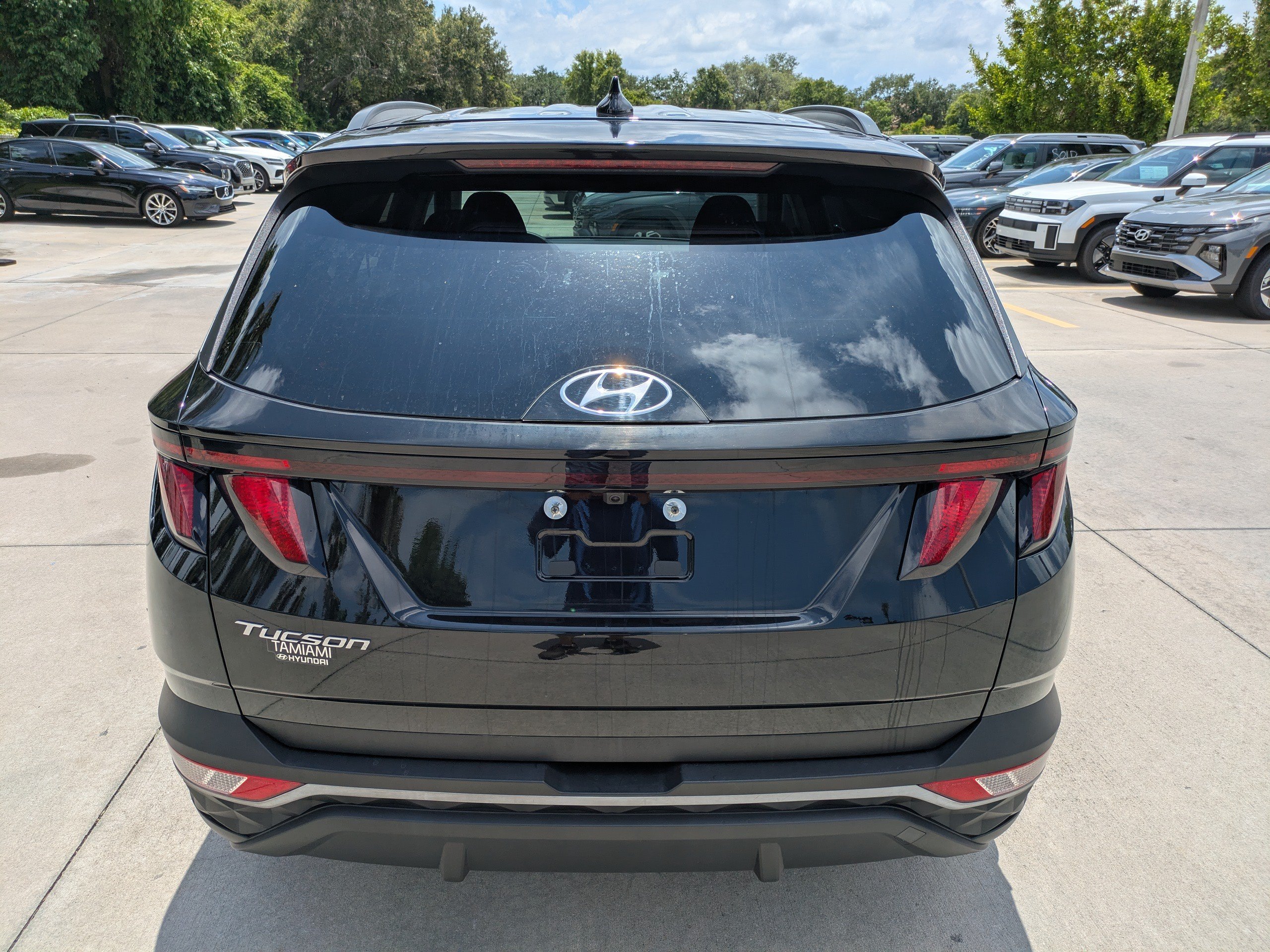 Certified Used 2024 Black Pearl Hyundai SEL image 3