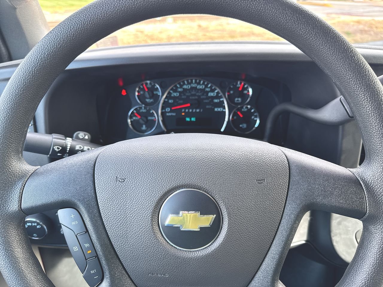 2025 Chevrolet Express Cargo Work Van - Photo 35