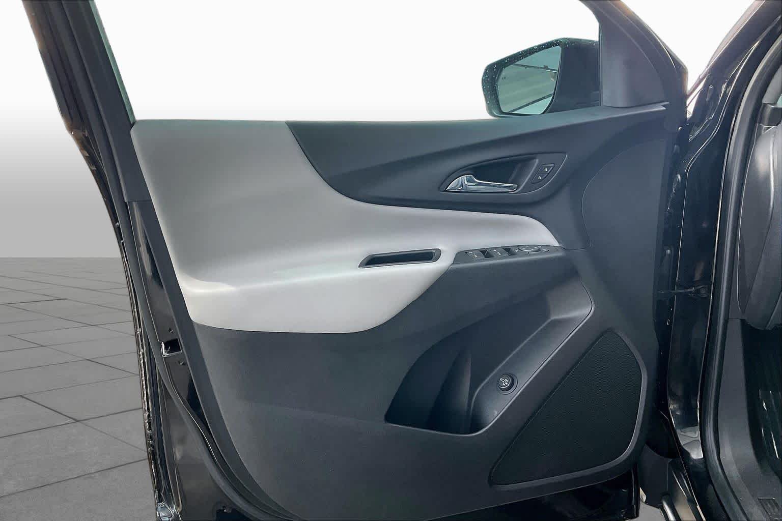 Used 2022 Mosaic Black Metallic Chevrolet LT image 22