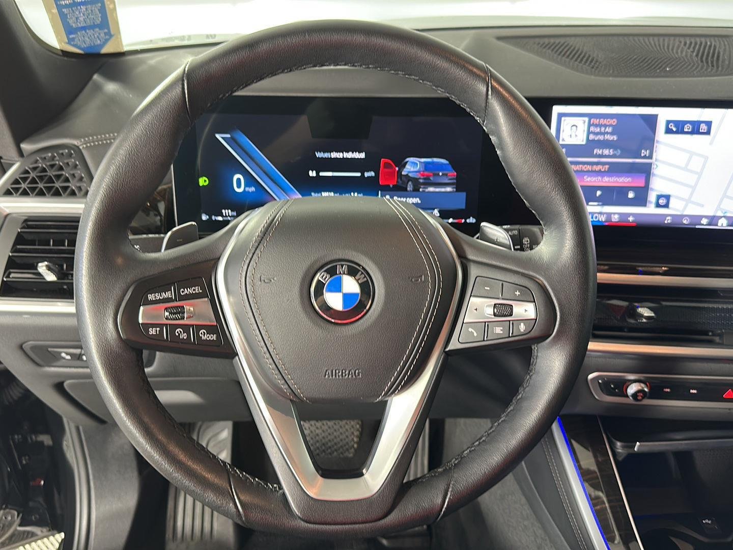 Used 2024 Black Sapphire Metallic BMW xDrive40i image 15