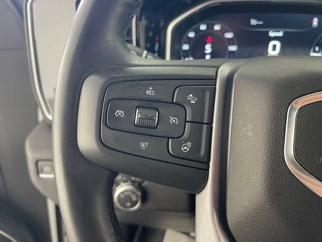 Used 2023 White GMC SLE image 39