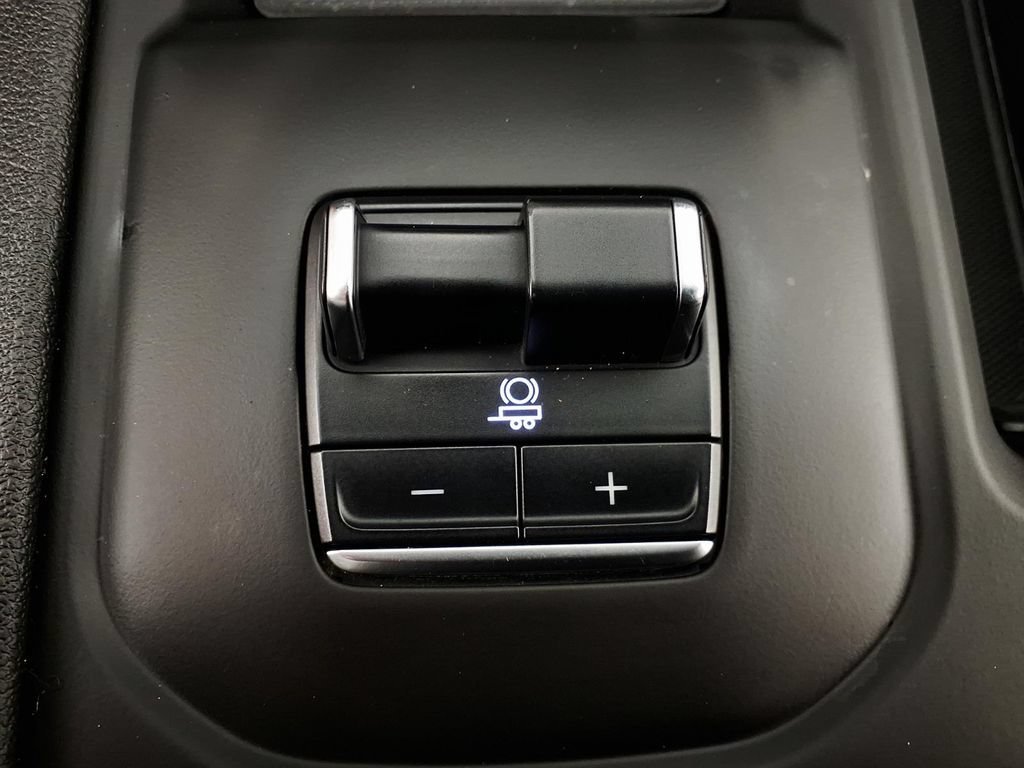 Used 2024 Onyx Black GMC AT4 image 22