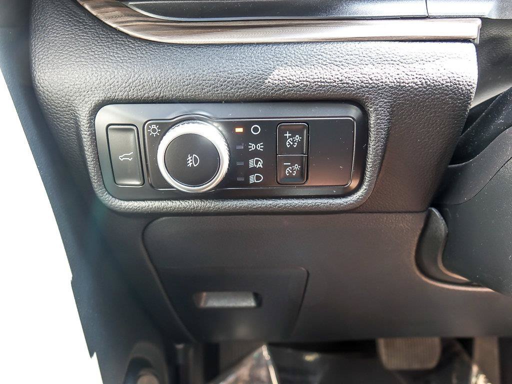 Used 2023 Silver Metallic Ford Limited image 21