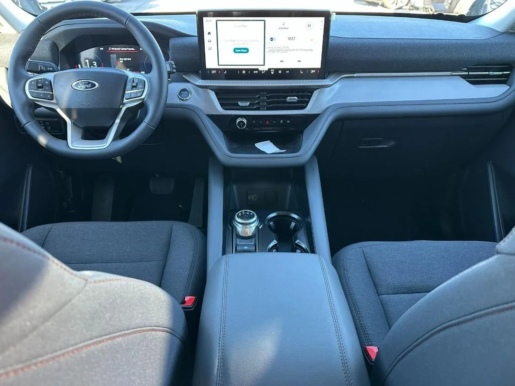 New 2026 Agate Black Metallic Ford Active image 6