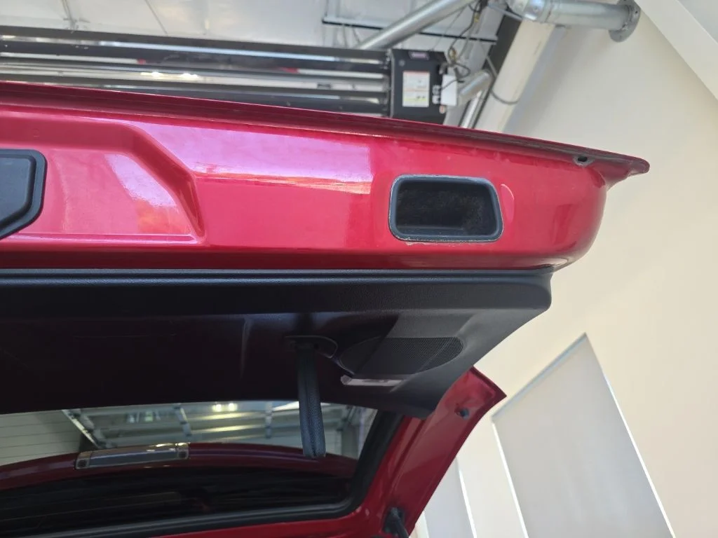 Used 2016 Barcelona Red Metallic Toyota SR5 image 19