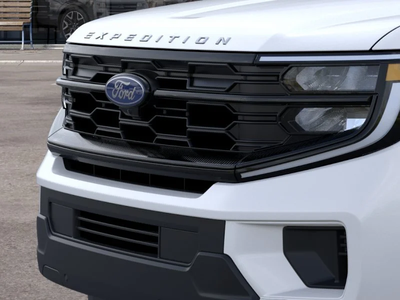 New 2026 Star White Metallic Tri-Coat Ford MAX Active image 17