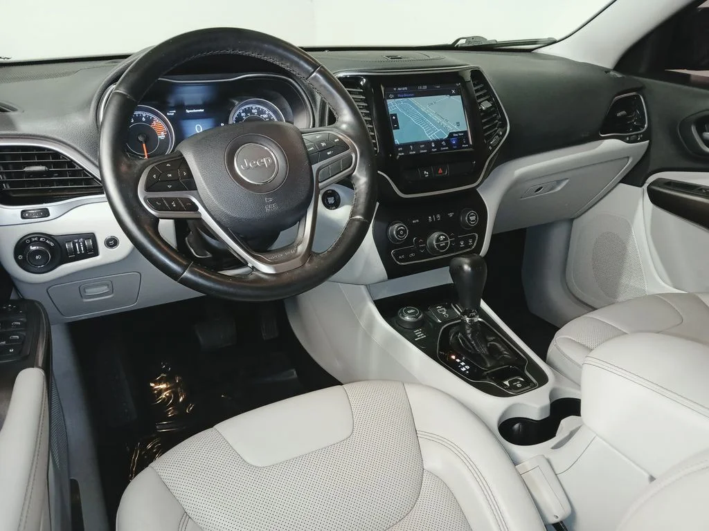 Used 2019 Black Jeep Limited image 10