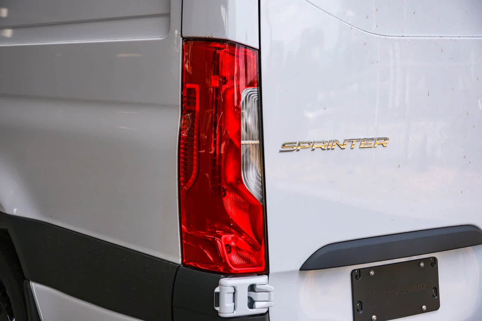 New 2026 Arctic White Mercedes-Benz Cargo 170WB High Roof RWD 2.0L I4 Diesel Turbo HO image 26