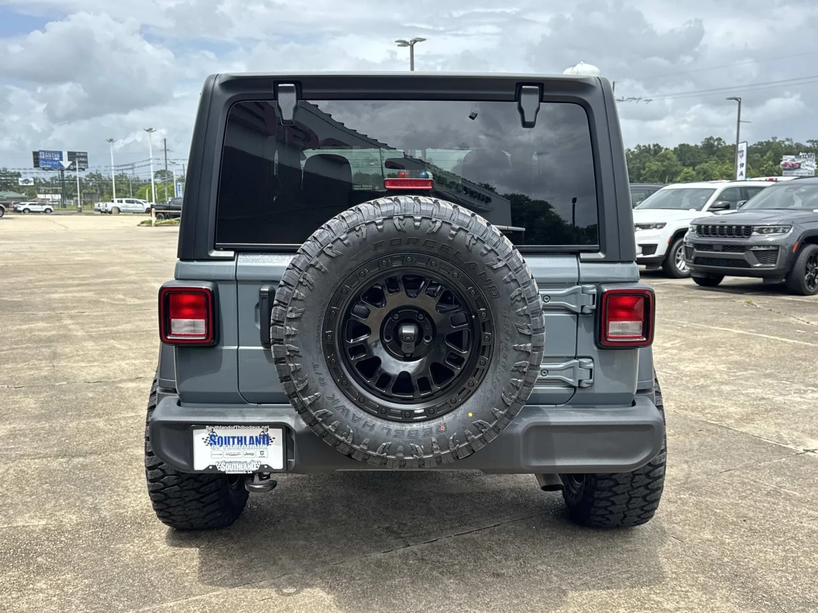 Used 2025 ANVIL CLEARCOAT Jeep Sport image 6