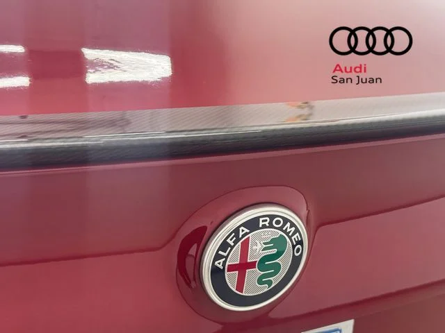 Used 2020 Red Alfa Romeo Quadrifoglio image 11