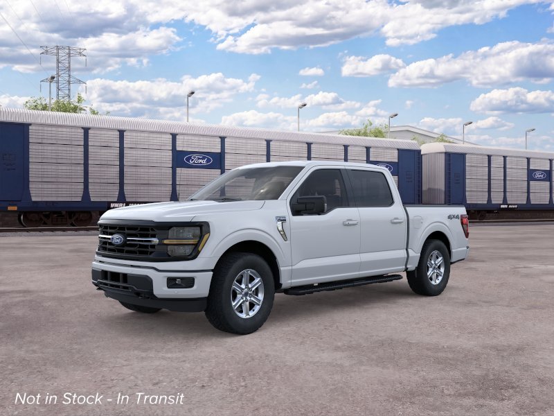 New 2026 Oxford White Ford XLT image 1