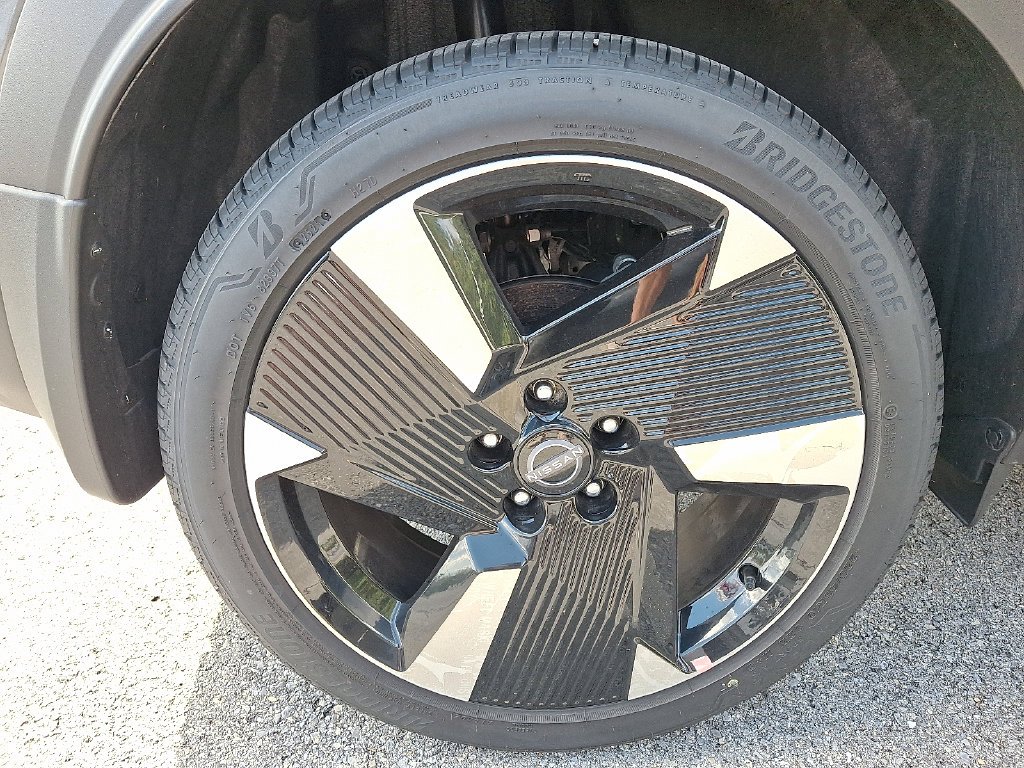 Used 2026 Gray Nissan SR image 7