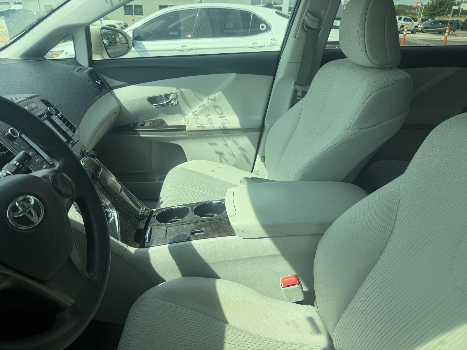 Used 2015 Blizzard Pearl Toyota LE image 9