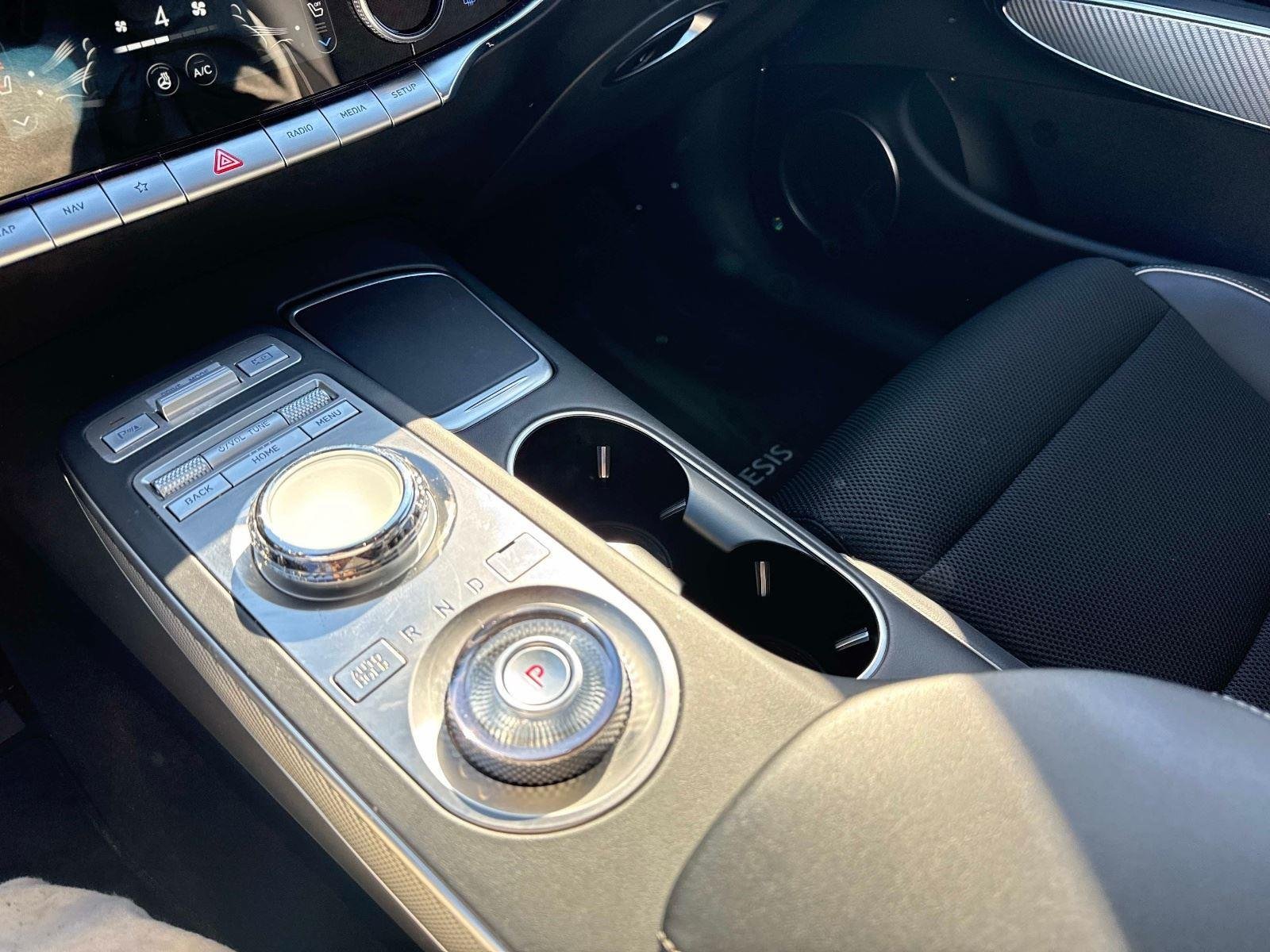 2024 GENESIS GV70 Sport - Photo 28