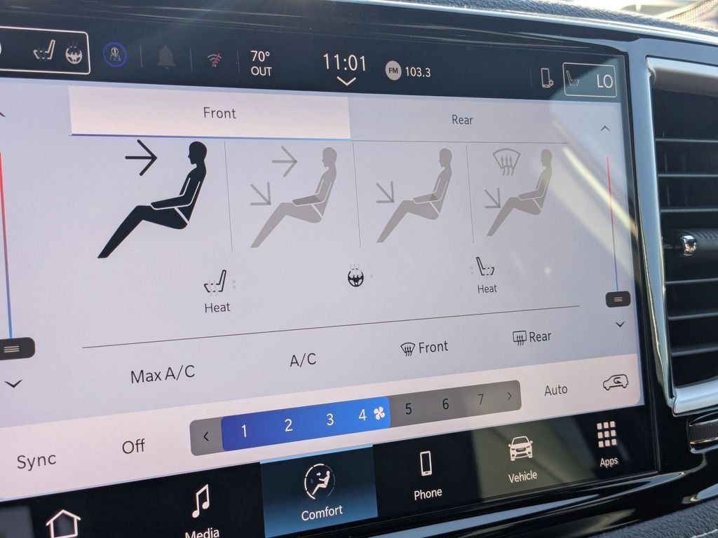 2026 Chrysler Pacifica Select - Photo 27