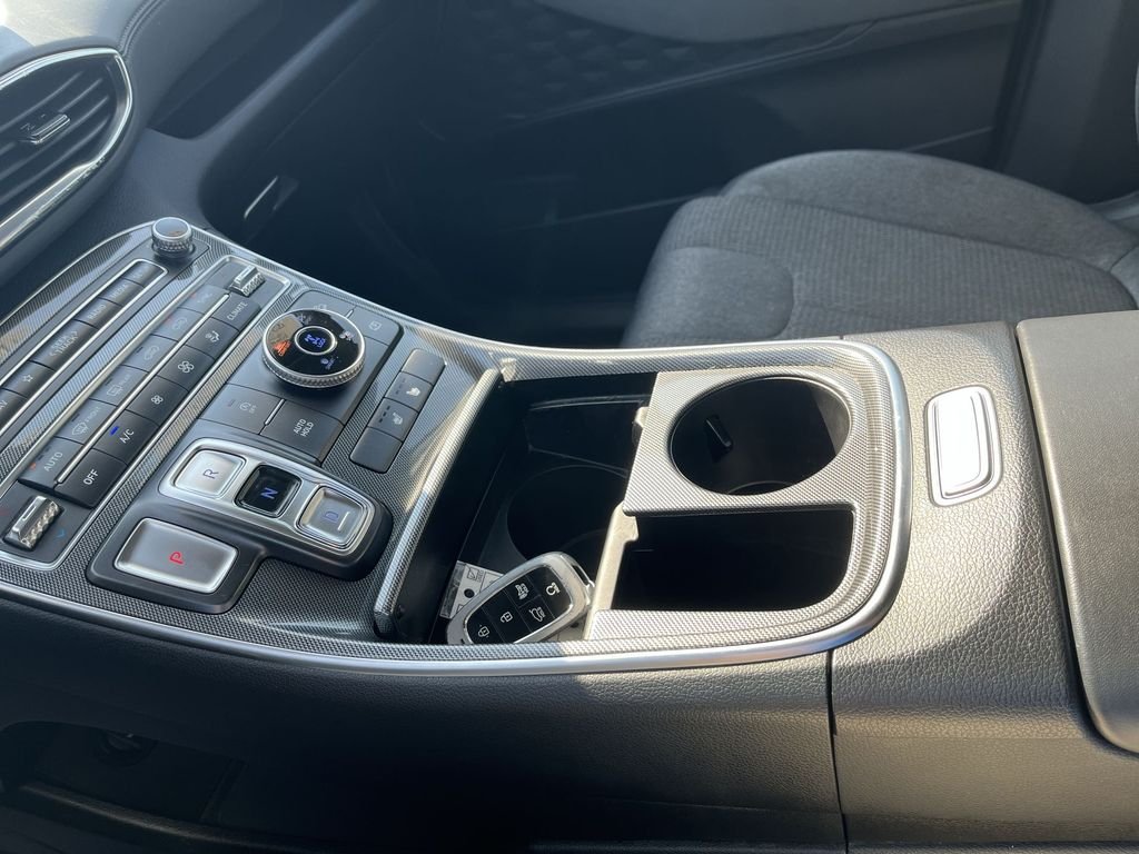 Used 2023 Silver Hyundai SEL image 21