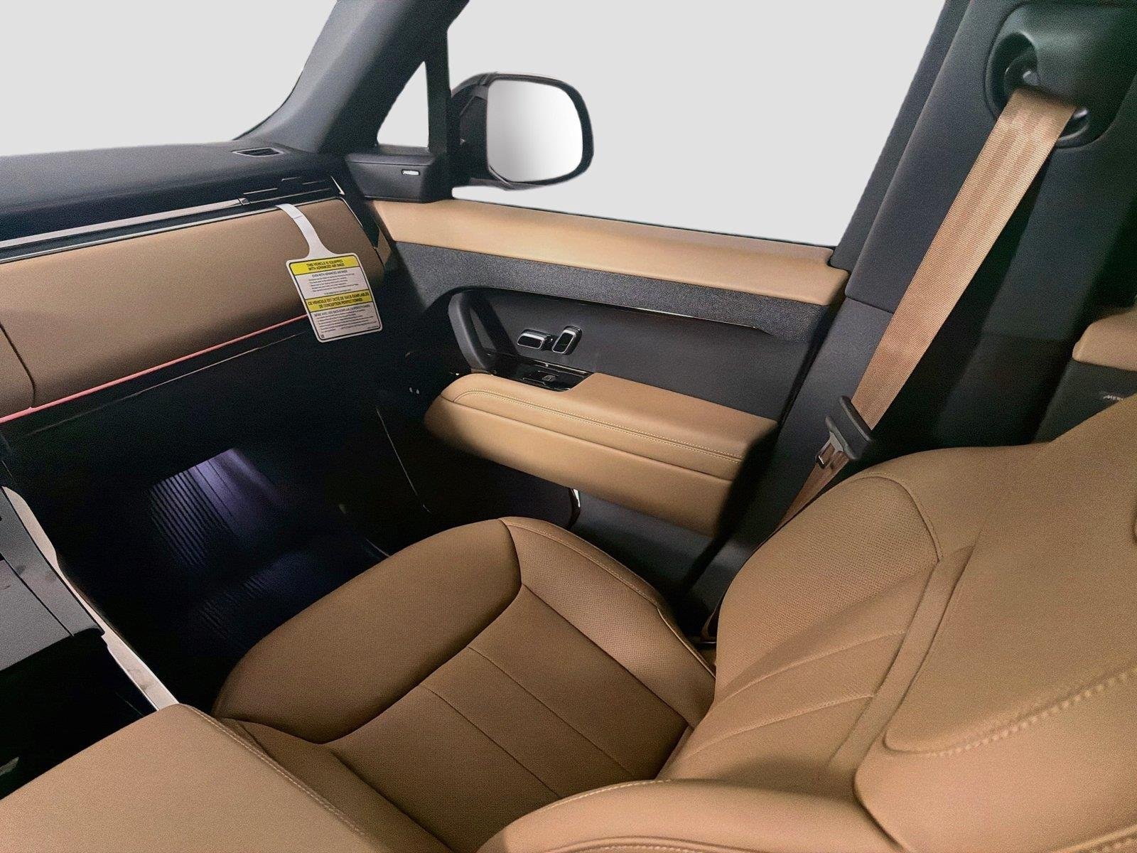 New 2026 Carpathian Grey Land Rover SE image 23