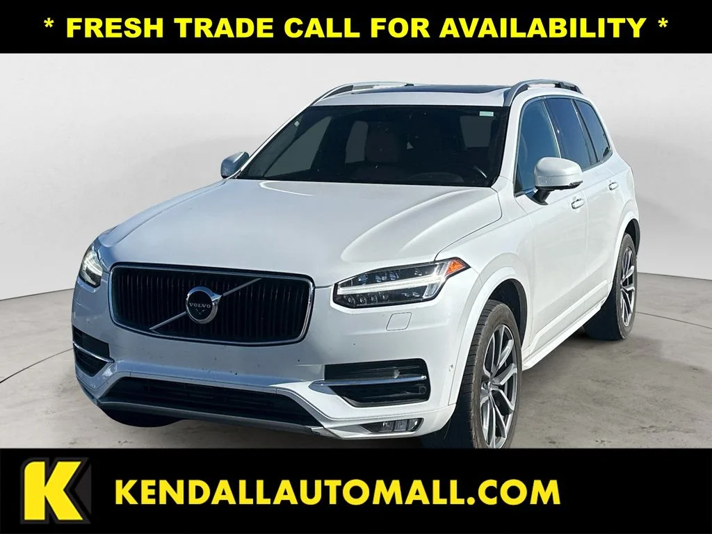 2018 Volvo XC90 T6 AWD Momentum's photo