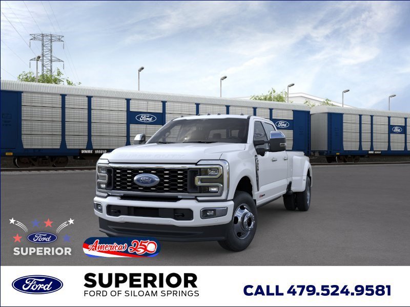 New 2026 Star White Metallic Tri-Coat Ford Platinum image 2