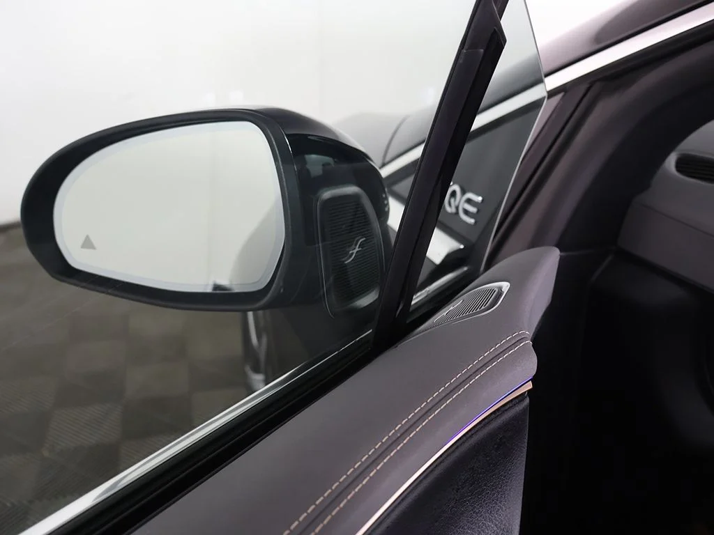 Used 2023 Black Mercedes-Benz 500 Sedan image 35