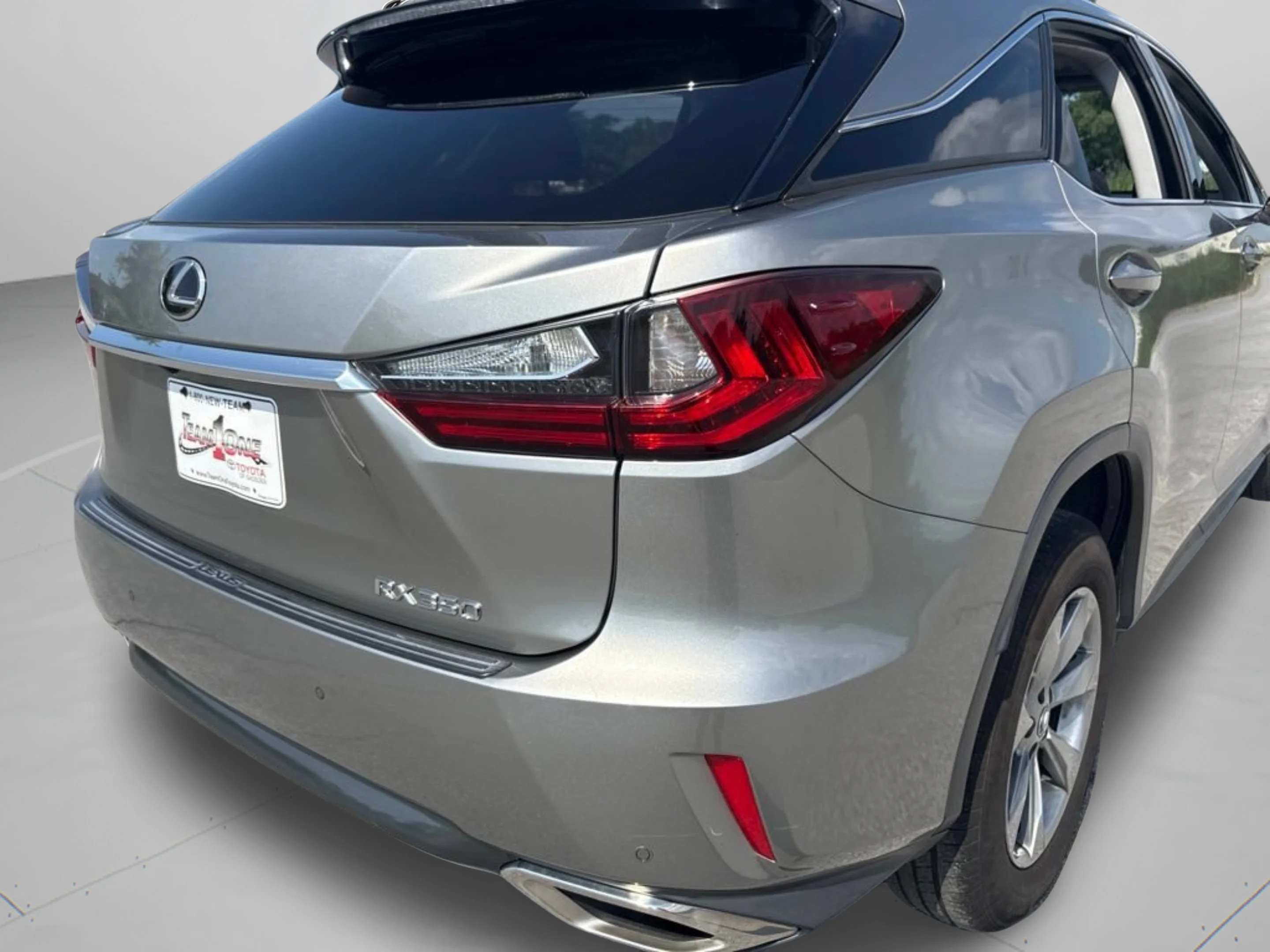 Used 2019 Silver Lexus 350 image 35