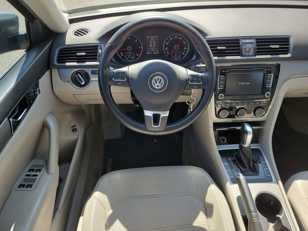 Used 2014 Gray Volkswagen 2.0L TDI SE image 11