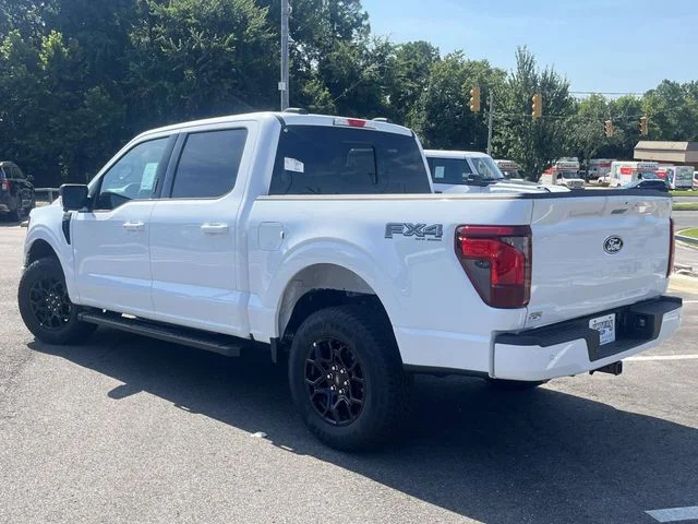 New 2026 Oxford White Ford XLT image 15