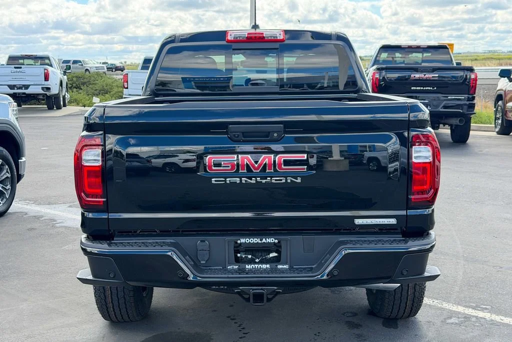 2026 GMC Canyon Elevation - Photo 10