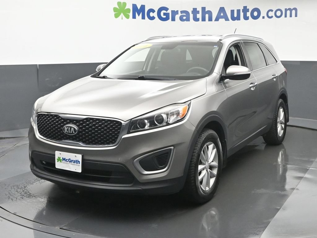 Used 2016 Silver Kia LX image 21