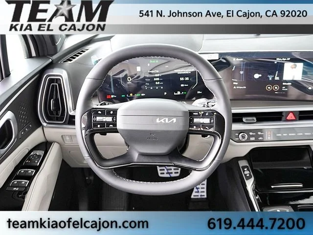 New 2026 White Kia X-Line SX Prestige image 25