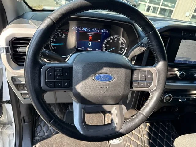 Used 2021 Oxford White Ford XLT image 18