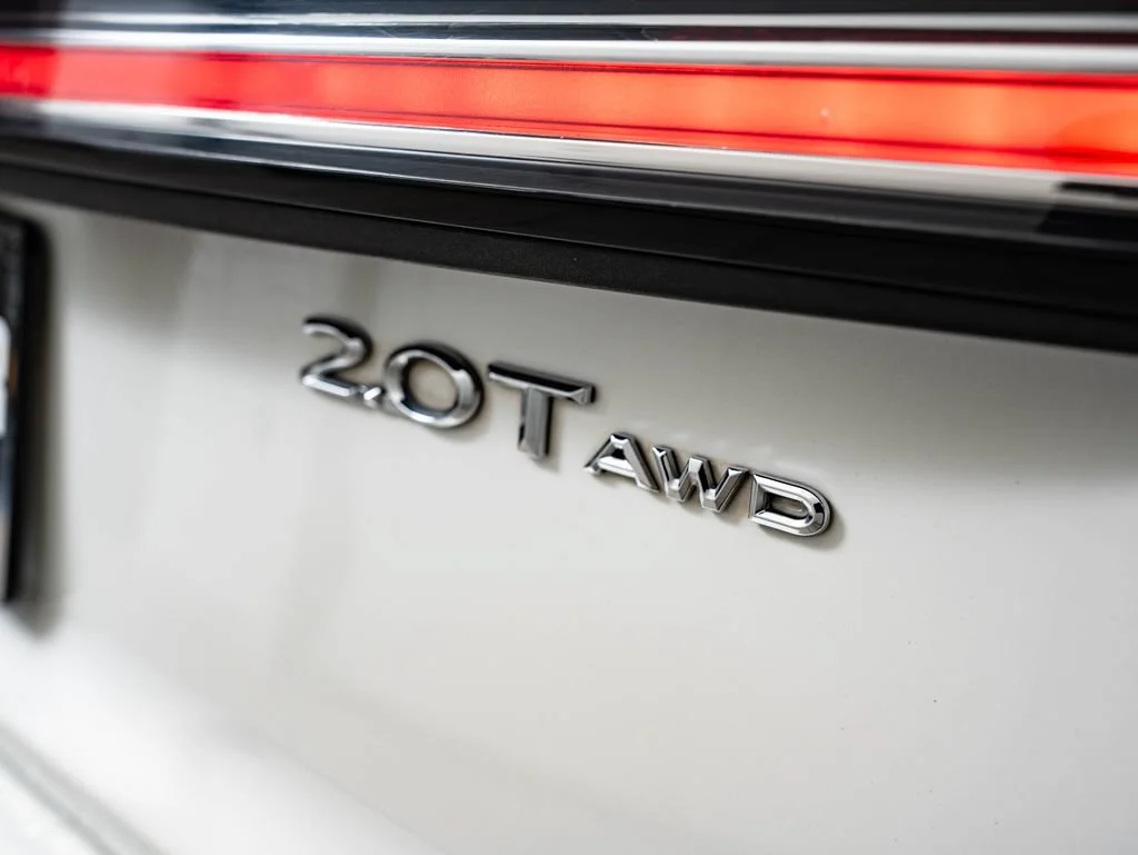 Used 2020 Pristine White Lincoln Reserve image 20