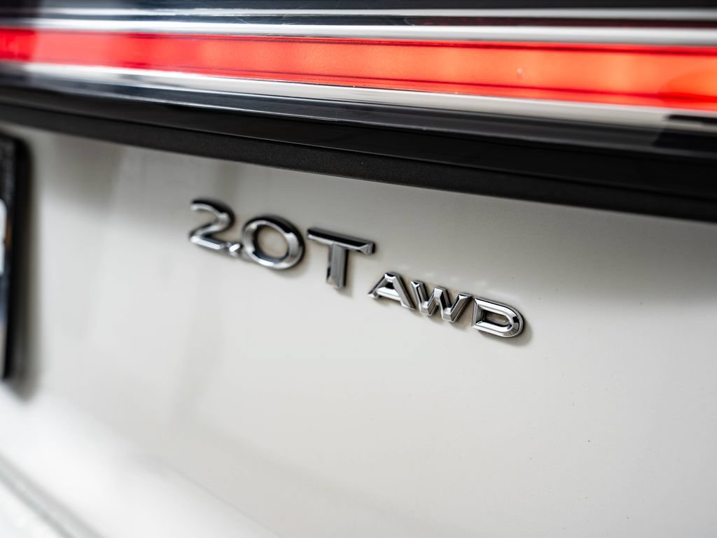 Used 2020 Pristine White Lincoln Reserve image 20