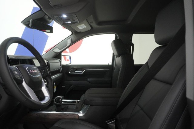 2026 GMC Sierra 1500 SLT - Photo 21