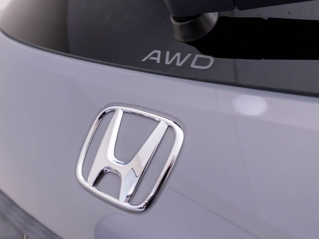 Certified Used 2024 Urban Gray Pearl Honda 5DR AWD SPORT image 29