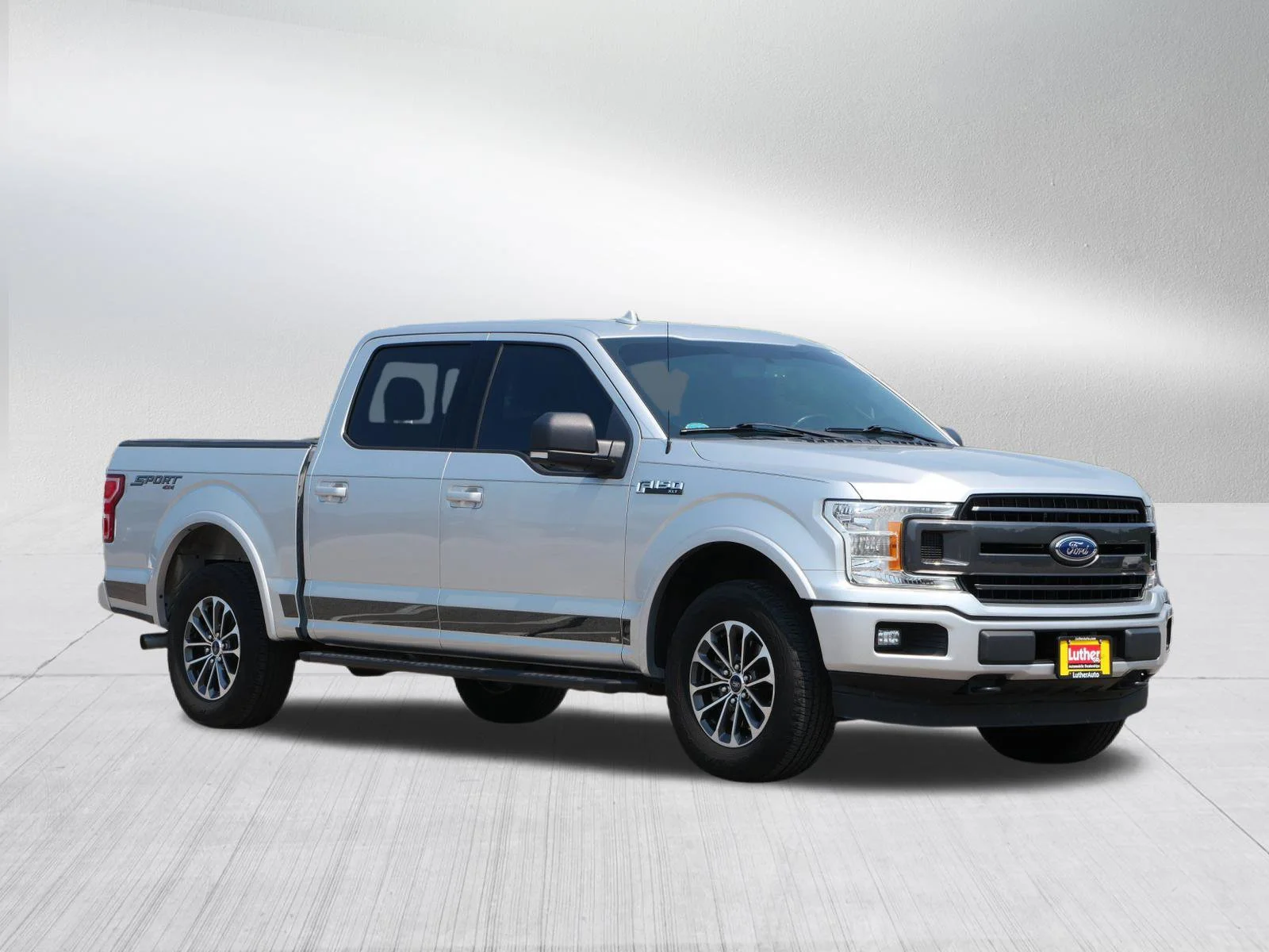 Used 2018 Ingot Silver Metallic Ford XLT image 1