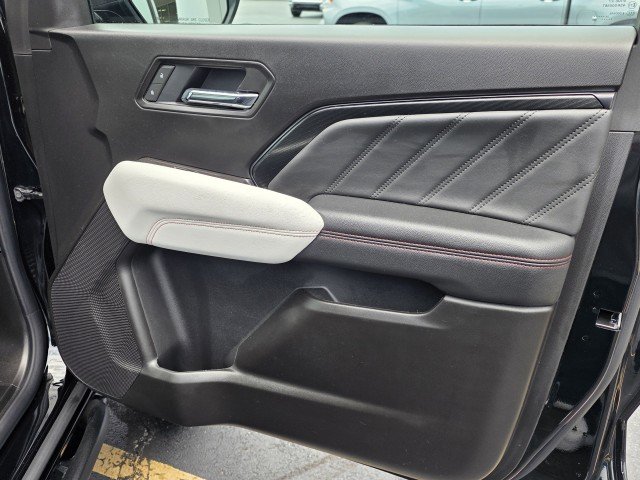 Used 2026 Onyx Black GMC AT4X image 23