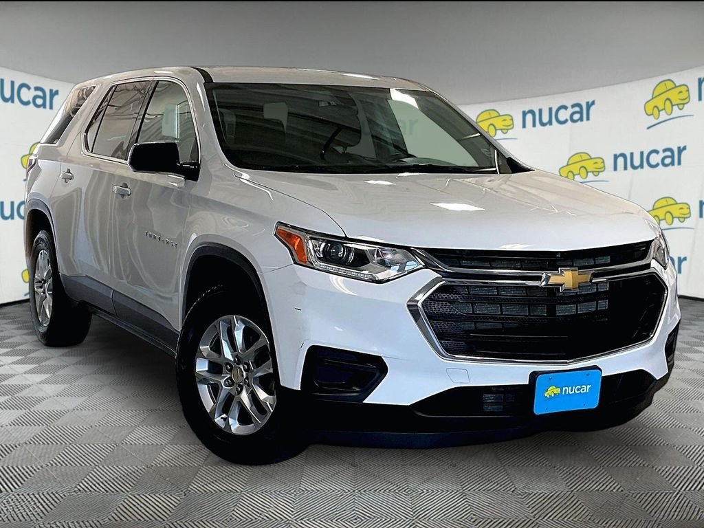 White 2020 Chevrolet Traverse SUV / Crossover Four-Wheel Drive