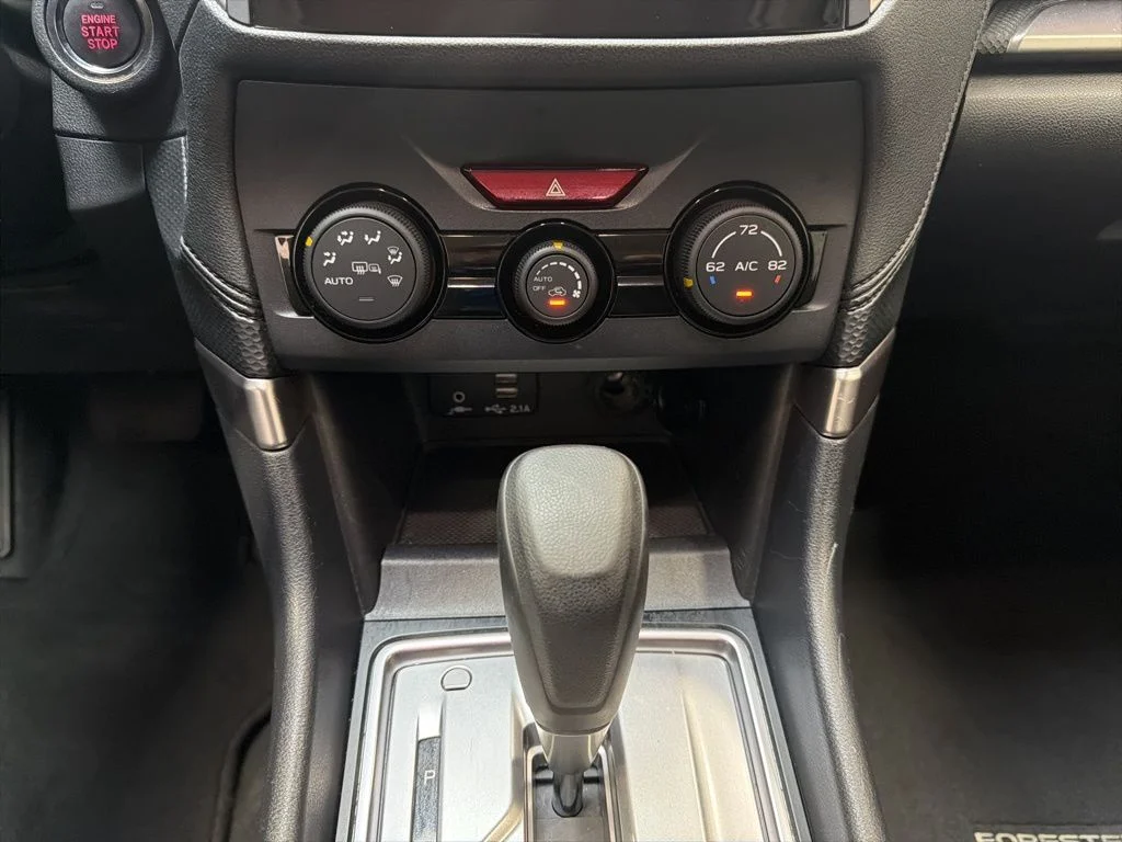 Used 2023 White Subaru Premium image 20