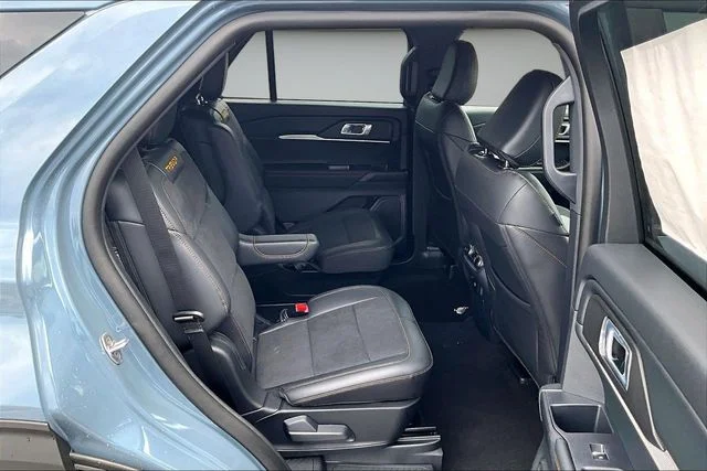 New 2026 Vapor Blue Metallic Ford Tremor® image 10