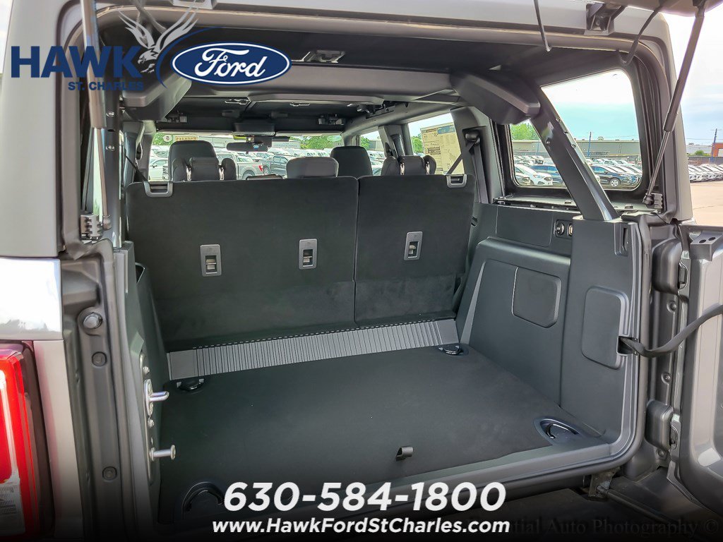 2025 Ford Bronco 4-Door Base - Photo 17