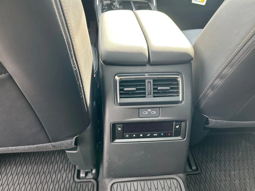 2025 Mazda CX-90 Premium Plus Package - Photo 31