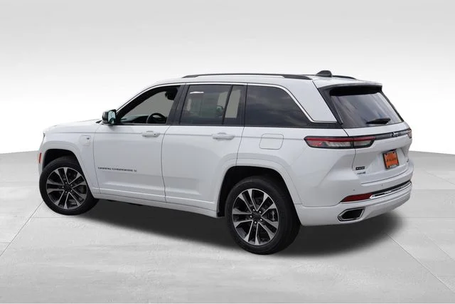 Certified Used 2023 White Jeep Overland 4xe image 8