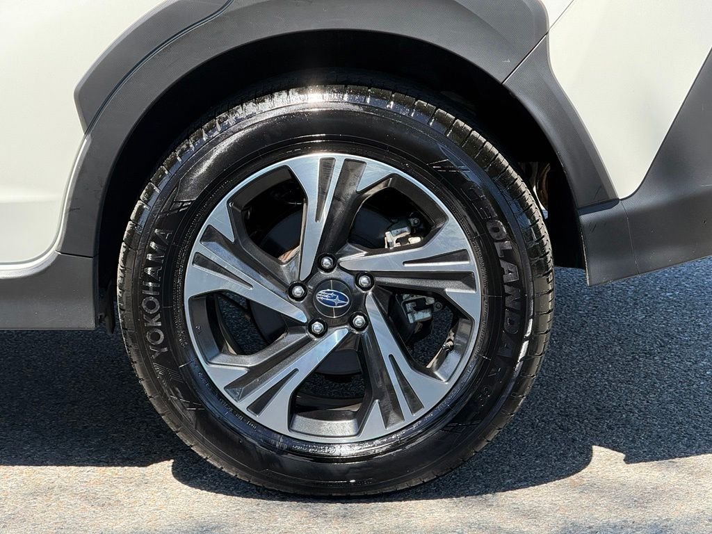 Used 2024 Crystal White Pearl Subaru Premium image 7