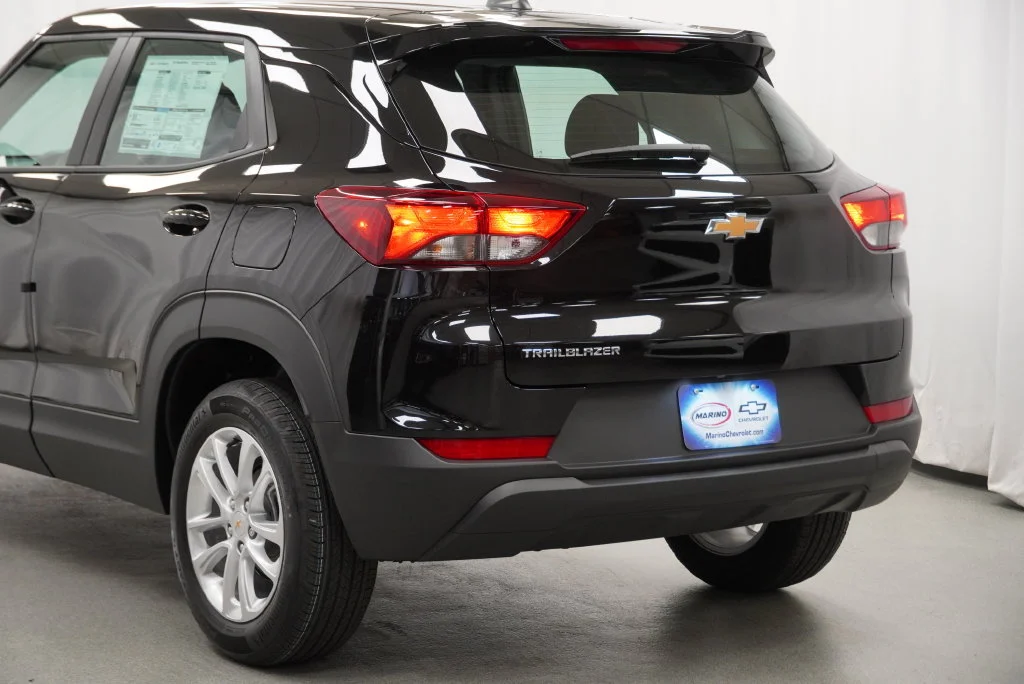 New 2026 Mosaic Black Metallic Chevrolet LS image 16
