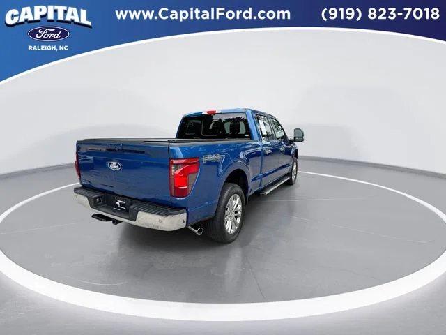 Used 2025 Blue Ford XLT image 8